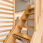 Daire Stylish New Cube Loft By Berlin-wall-apartments