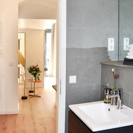 Appartement Stylish New Cube Loft By Berlin-wall-apartments